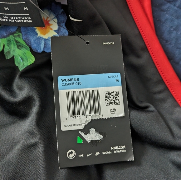 Nike Women Tropical Parrot Hyper Femme Cropped Tank Top Black Red 0224 - Picture 13 of 16